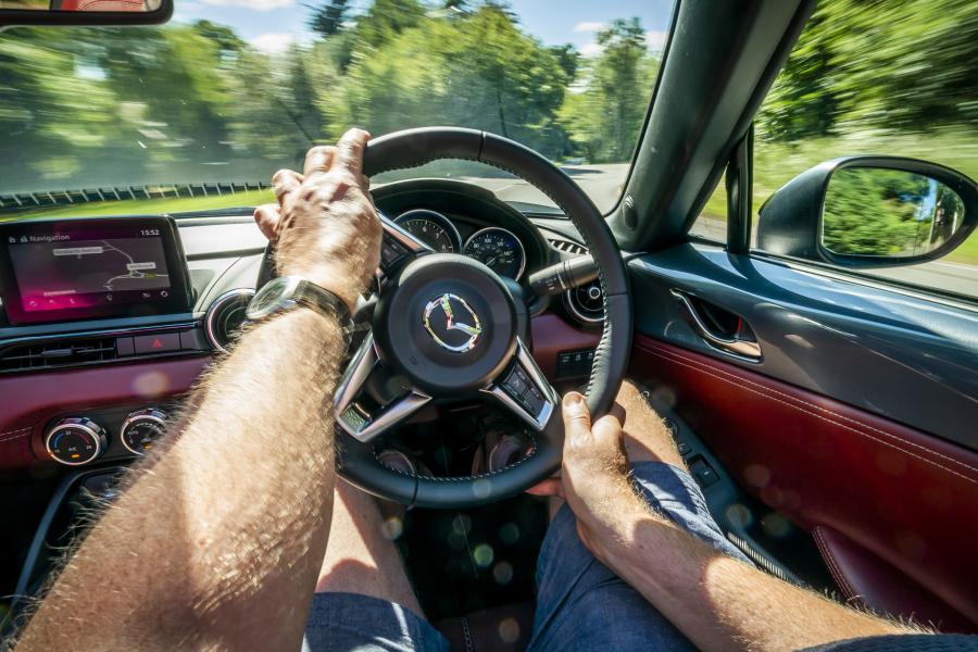 Торпедо Mazda MX-5 R-Sport (ND) 2020 года  (UK) (фото 67 из 86)